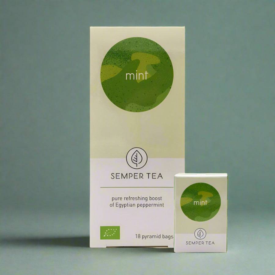Caja de Semper Tea Menta con diseño elegante y 18 bolsas piramidales.